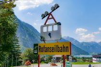 Die alte Dame - Die Rofanseilbahn führt vom Ortsrand von Maurach ins Wander- und Skigebiet Rofan.  • © alpintreff.de - Christian Schön