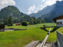 Dort befindet sich auch eine Sommerrodelbahn. • © alpintreff.de - Christian Schön