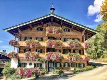 ... im Gasthof Brandnerhof. So klingt ein aufregender Tag im Wildpark Aurach aus. • © Wildpark Aurach