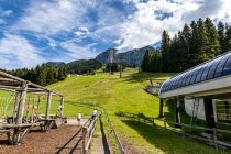 Aufgrund der geringen Höhenlage haben sich die Abtenauer sinnvollerweise für eine Bahn mit Sommerbetrieb entschieden. Zusätzlich gibt es im Sommer entlang der Bahn eine Sommerrodelbahn, der die Besucherfrequenz deutlich steigert und eine coole Attraktion ist. • © alpintreff.de - Christian Schön