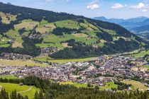 Blick auf Kirchberg vom Sessellift Gaisberg aus. • © alpintreff.de - Silke Schön