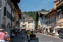 Mittenwald - Hochstraße - In der Hochstraße beginnt die historische Altstadt. • © alpintreff.de / christian Schön