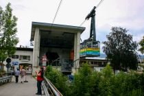 Nebelhornbahn von 1977 - Und für alle, die sich noch einmal in die Anfänge zurückversetzen möchten: Hier die Originalfarben der Kabinen. In dem Kleid fuhr auch schon die allererste Bahn. • © alpintreff.de / christian Schön