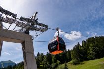 Ausfahrt der Gondel aus der Talstation. • © alpintreff.de / christian Schön