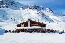 Restaurant Pizzeria Schwarzwand in Ischgl - Über die Höllkarbahn erreichbar ist das Restaurant Schwarzwand im Skigebiet Silvretta Arena Ischgl - Samnaun • © TVB Paznaun - Ischgl