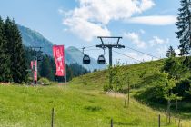 Förderleistung Söllereckbahn - Dadurch hat sich die Förderleistung von 1.800 Personen bei der alten Bahn auf 2.400 Personen pro Stunde erhöht. • © alpintreff.de - Christian Schön