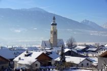 Blick auf die Kirche in Thaur in der Region Hall-Wattens. • © Tourismusverband Hall-Wattens