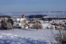 Wiggensbach im Oberallgäu, tief verschneit.  • © Gemeinde Wiggensbach