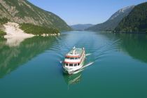 Die MS Tirol ist auf dem Achensee unterwegs. • © Achensee Tourismus