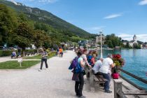 Viel Platz am Schiffsanleger in St. Wolfgang an der Schafbergbahn. • © skiwelt.de / christian schön