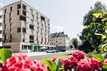 Das Hotel harry´s home in Bischofshofen. • © harry’s home hotels & apartments/Daniel Zangerl