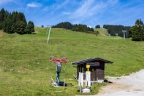 Jetzt stellt Du Dir nur noch ein bisschen mehr Schnee vor, und schon weißt Du, wie der Poldanger-Lift im Winter ausschaut. :-)  • © skiwelt.de - Silke Schön