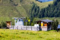 Einsam und allein im Sommer, gefragt im Winter: der Zillstattlift in Fieberbrunn in der Nähe der Streuböden- bzw. der Lärchfilzkogelbahn. • © skiwelt.de - Silke Schön