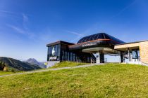 Die Bergstation der Ochsalm (E2) in Kirchberg - im Sommer leider nicht in Betrieb. • © skiwelt.de - Silke Schön