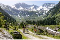 Biken im hinteren Stilluptal.  • © TVB Mayrhofen, Lorenz Seiwald