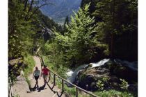 Der Lainbach-Wasserfall im Laintal. • © Alpenwelt Karwendel / Stefan Eisend