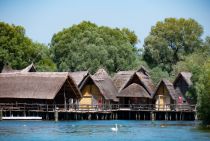 Pfahlbauten in Unteruhldingen am Bodensee. Unesco Weltkulturerbe. • © skiwelt.de / christian schön