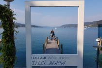 So sieht ein typischer Bilderrahmen aus. Solche sind rund um den Wörthersee als Fotopoints aufgestellt. • © Visit Wörthersee