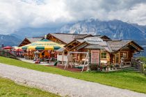 Die Tauernalm im Sommer. • © skiwelt.de - Christian Schön