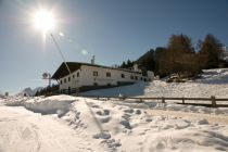 Die Froneben Alm im Skigebiet Schlick2000.
 • © TVB Stubai Tirol