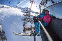 Hinauf auf den Mölltaler Gletscher mit dem Gletscher Jet.  • © Hohe Tauern - die Nationalpark-Region in Kärnten Tourismus, Andi Frank