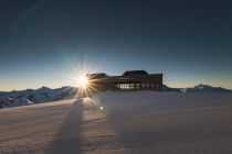 Die Bergstation der Seekarspitzbahn im Skigebiet Obertauern. • © TVB Obertauern