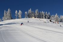 Der Schlepplift Seeblick im Skigebiet Bödele-Schwarzenberg. • © Christine Kleber, Schwarzenberg Tourismus