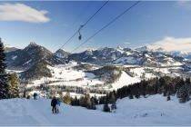 Unterwegs im Skigebiet Spieserlifte in Unterjoch.  • © Bad Hindelang Tourismus / Wolfgang B. Kleiner