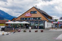 Das Restaurant Die Tauplitzerin in Bad Mitterndorf, direkt neben der Bergbahn. • © skiwelt.de - Christian Schön