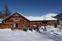 Die Edelweissalm im Skigebiet Turracher Höhe. • © turracherhoehe.at