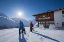 Rodeln kann man auch prima vom Panoramarestaurant aus. • © Ötztal Tourismus, Bernd Ritschel