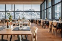 Stylisch und atemberaubende Aussicht: Das Falcon a la carte Bedienrestaurant in der Gaislachkogl Mittelstation. • © Rudi Wyhlidal