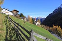 Der kleine Ort Spiss im Tiroler Oberland. • © TVB Tiroler Oberland, Kurt Kirschner