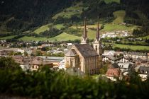 Ausblick auf die Pfarrkirche in St. Johann, gern "Pongauer Dom" genannt.  • © Tourismusverband St. Johann in Salzburg