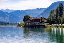 Das Seerestaurant Blattl am Pillersee in Tirol.  • © skiwelt.de - Silke Schön
