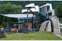 Das Domenig Steinhaus am Ossiacher See. • © Region Villach Tourismus, Adrian Hipp