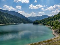 Der Sylvenstein-Stausee bei Lenggries • © skiwelt.de / christian schön