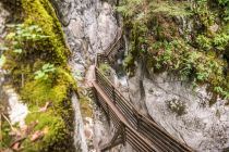 Der Weg durch die Innersbachklamm. • © SalzburgerLand Tourismus / Achim Meurer