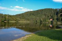 Der idyllische Vassacher See in Villach. • © Stadt Villach