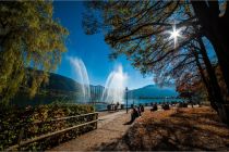 Vom Elisabethpark aus kannst Du die Wasserspiele sehr gut sehen.  • © Zell am See-Kaprun Tourismus 