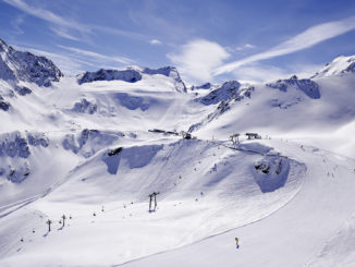 Schon seit September begeistert Sölden mit Skilauf am Gletscher. Jetzt öffnen auch die Pisten im Winterskigebiet. // Foto: Ötztal Tourismus