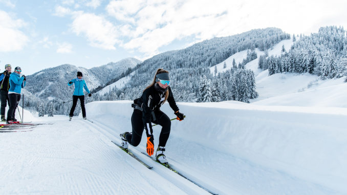 Techniktraining: Beim Biathlon-Camp stehen Übungen im klassischen Stil und Skaten auf dem Programm. // Foto: Sportalpen