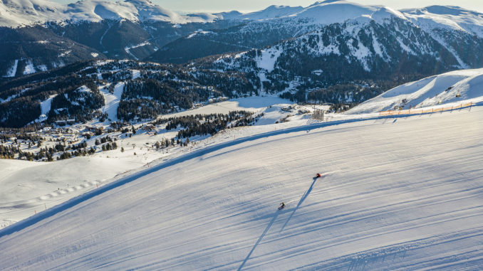 Early Morning Skiing mit dem Pistenbutler: Im Frühjahr geht’s dienstags über unberührte Hänge hinab. Foto: Peter Maier