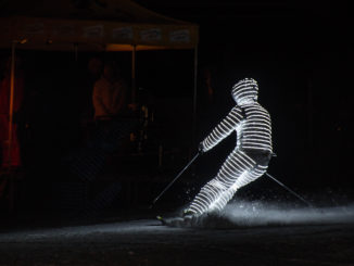 Die spektakuläre Eventreihe „Arena Skishow“ auf der Übungswiese an der Dorfabfahrt Gerlos nimmt am 26.Dezember 2022 um 20:30 Uhr ihren Auftakt. // Foto: Zillertal Arena