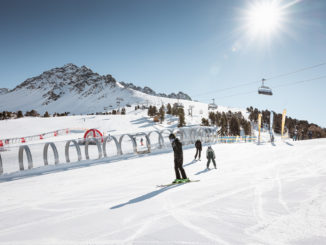 Der Goldpark Nauders ist der perfekte Ort, um Skifahren zu lernen oder aufzufrischen. // Foto: TVB Tiroler Oberland Nauders, Rudy Wyhlidal